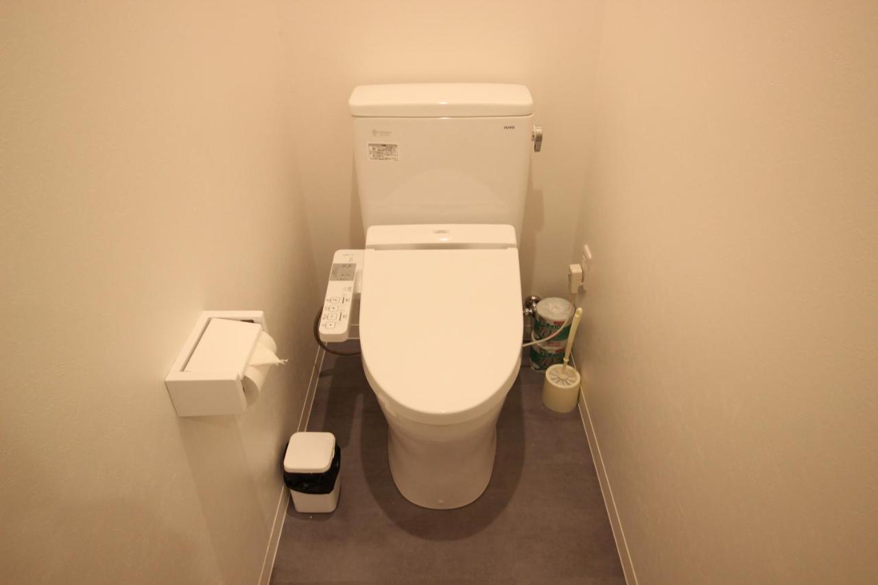 Namba West Saika Apartment Osaka Exterior foto